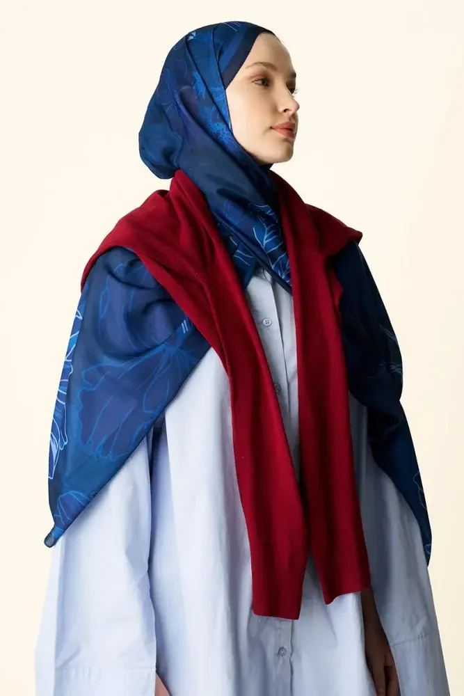Amora Desenli Pamuk Dokulu Şal - Lacivert - 2