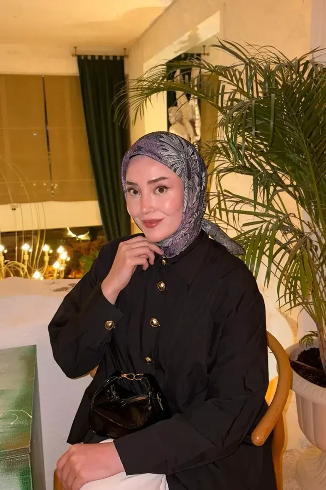 Aria Koleksiyonu Azalea Desen Eşarp - Mürdüm - MADAME POLO