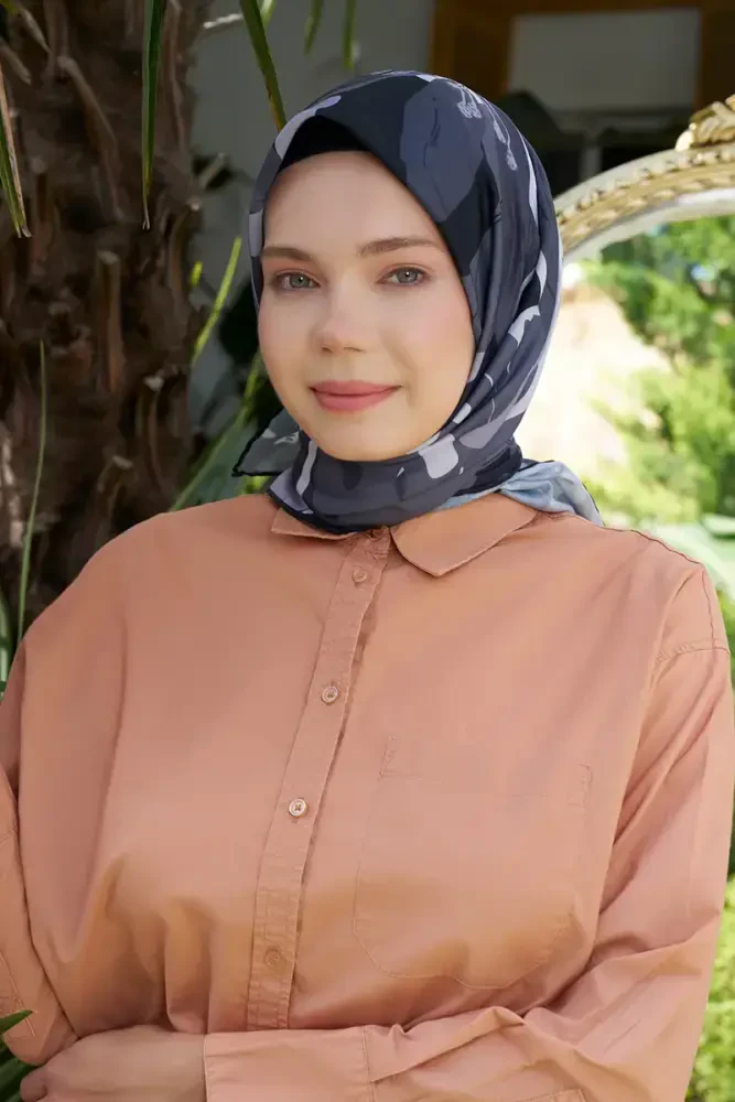 Aria Koleksiyonu Lilium Desen Eşarp - Siyah - MADAME POLO