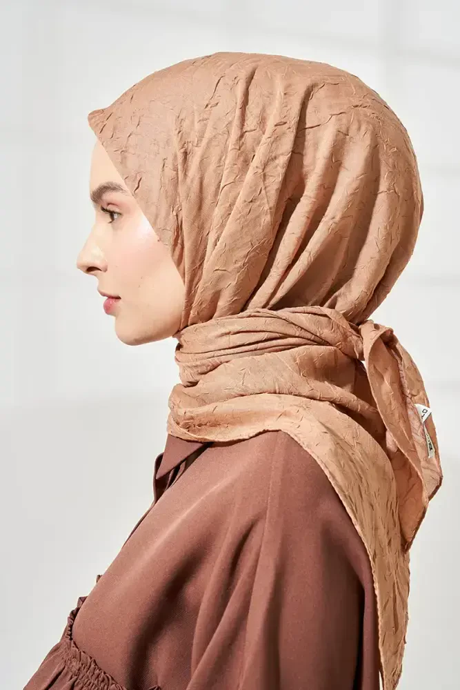 Betül Bayrak Bambu Kraş Eşarp - Latte - 4