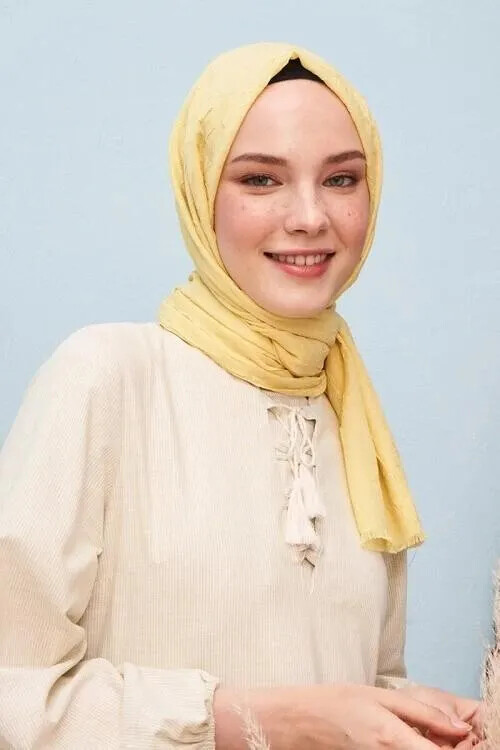 Kübra Koç Bamboo Knee Shawl - Pineapple - MADAME POLO