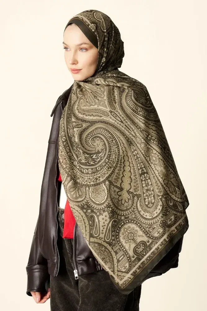 Clara Desenli Pamuk Dokulu Şal - Yağ Yeşili - MADAME POLO