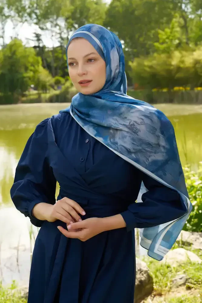 Feride Uludağ Crystal Flower Desen Şal - İndigo - 5