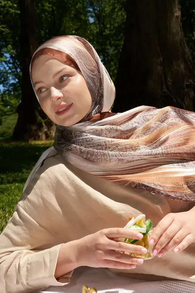 Crystal Hola Desen Şal - Kahverengi - MADAME POLO