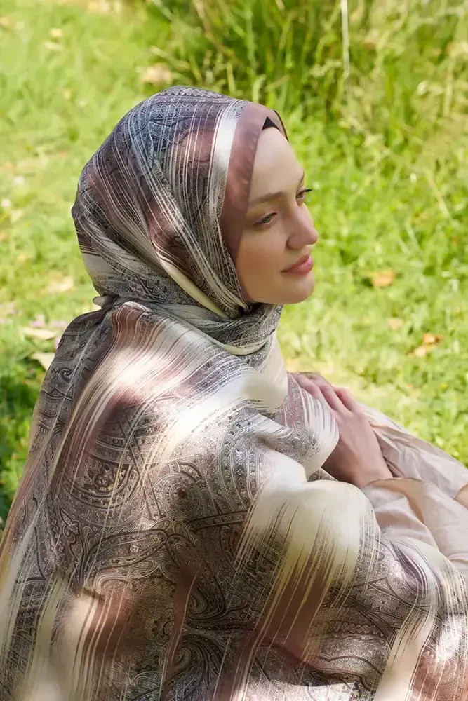 Crystal Hola Desen Şal - Latte - MADAME POLO