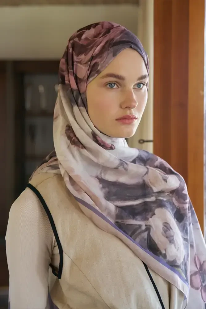 Endless Bloom Desen Şal - Bej - MADAME POLO