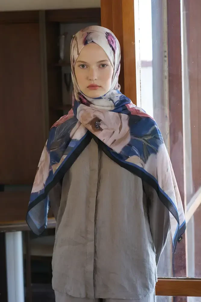 Endless Bloom Desen Şal - Lacivert - 5