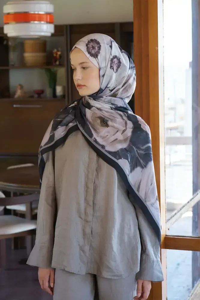 Endless Bloom Desen Şal - Siyah - 4