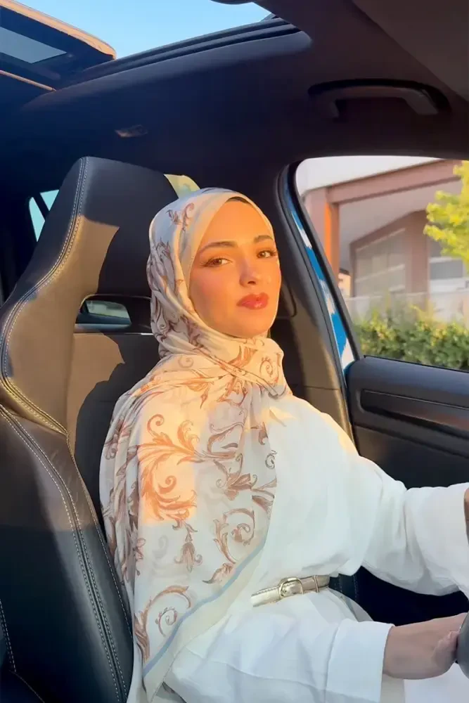 Kübra KOÇ Endless Golden Desen Şal - Sarı - MADAME POLO