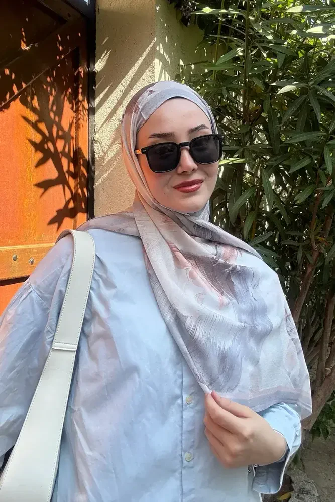 Fransız İpeği Ahenk Desen Şal - Gri - MADAME POLO