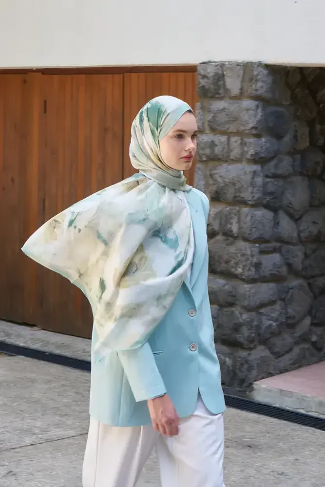 Fransız İpeği Ahenk Desen Şal - Yeşil - MADAME POLO