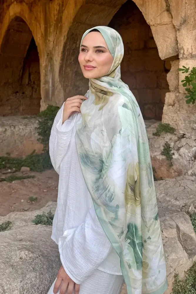 Fransız İpeği Ahenk Desen Şal - Yeşil - MADAME POLO