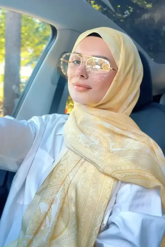 Tuğba BAĞ Fransız İpeği Saray Desen Şal - Sarı - MADAME POLO