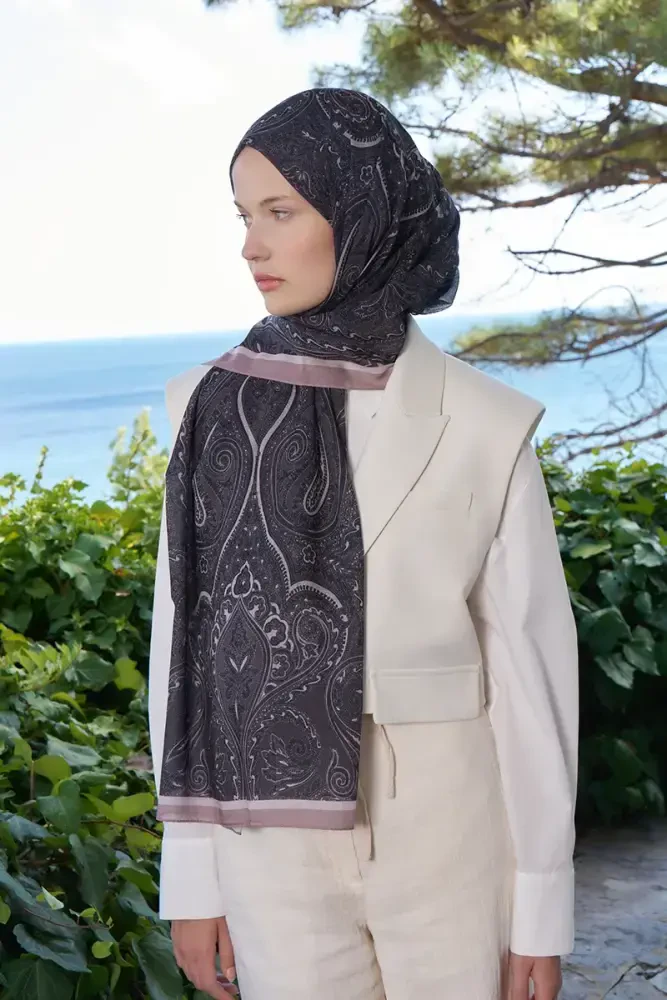 Fransız İpeği Saray Desen Şal - Siyah - MADAME POLO