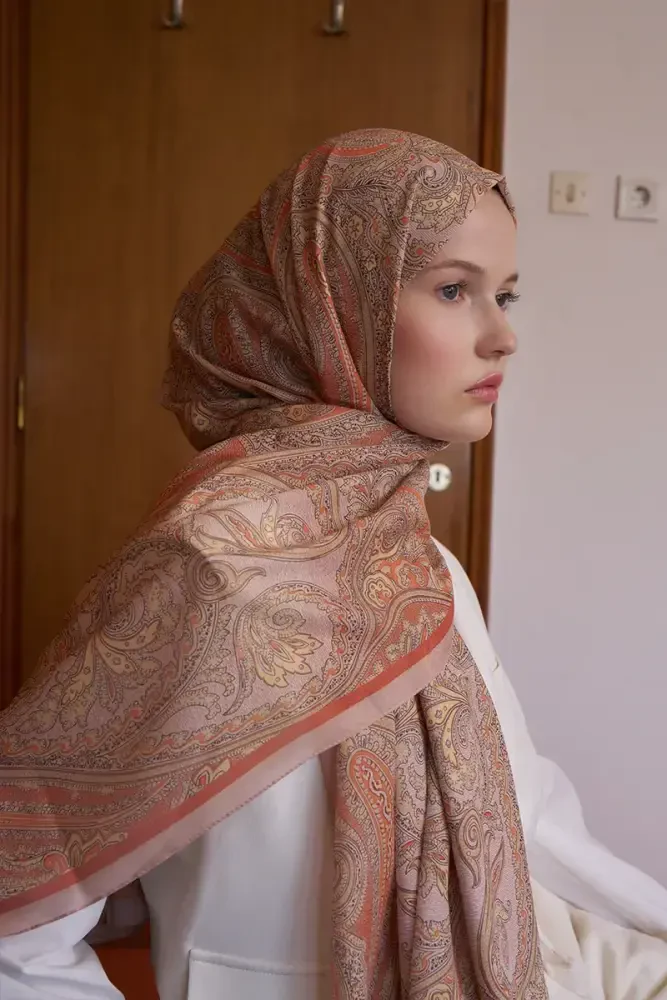 Tuğba BAĞ Fransız İpeği Saray Desen Şal - Turuncu - 4