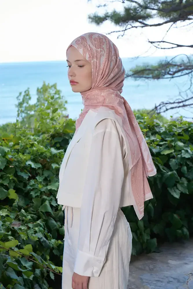 Fransız İpeği Saray Desen Şal - Yavruağzı - MADAME POLO