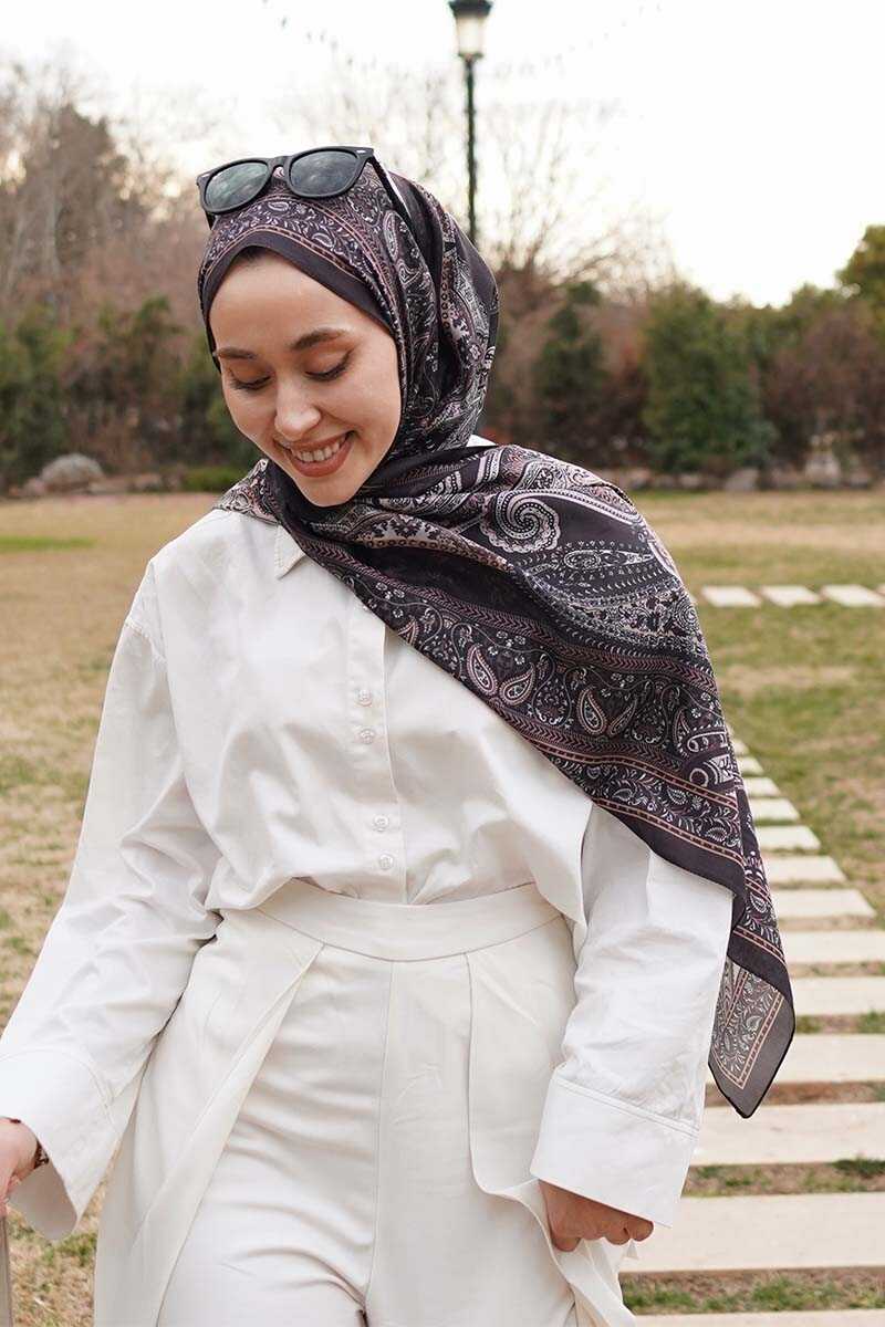 Amine Sercan Historical Dionessa Desen Şal - Acı Kahve - MADAME POLO