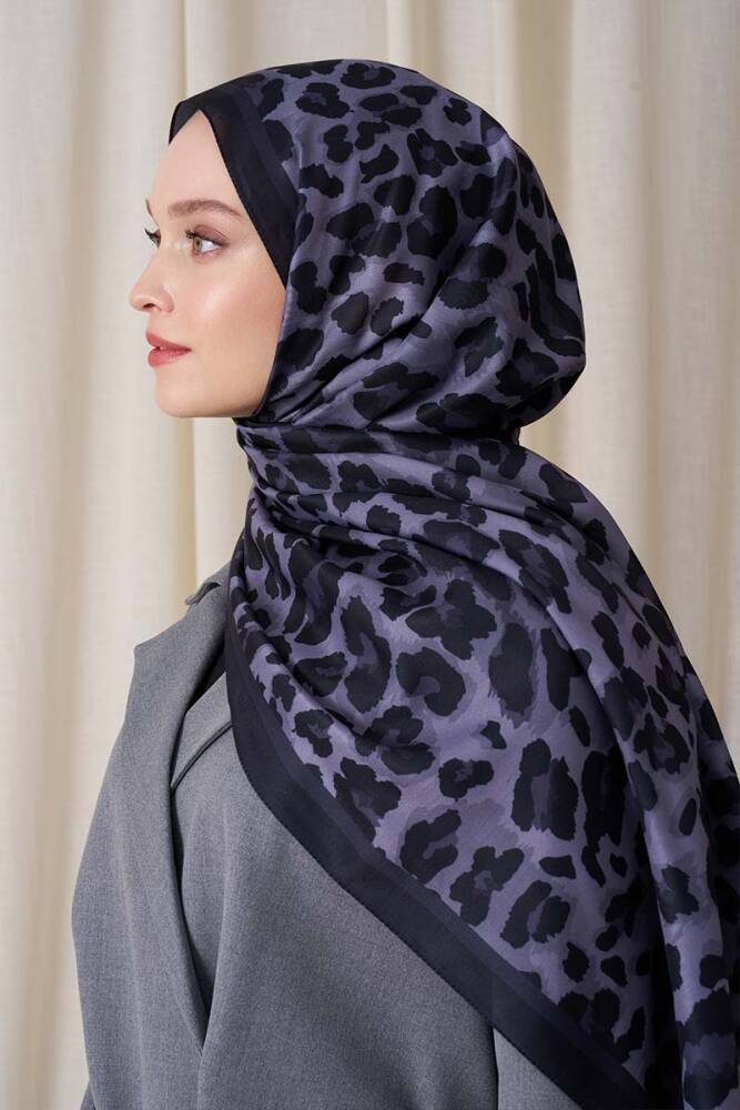 Kübra Kuş Historical Leopar Desen Şal - Siyah - 2