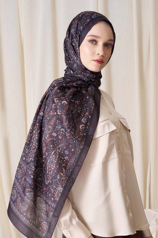 Kübra Koç Historical Veloria Desen Şal - Kahverengi - 3