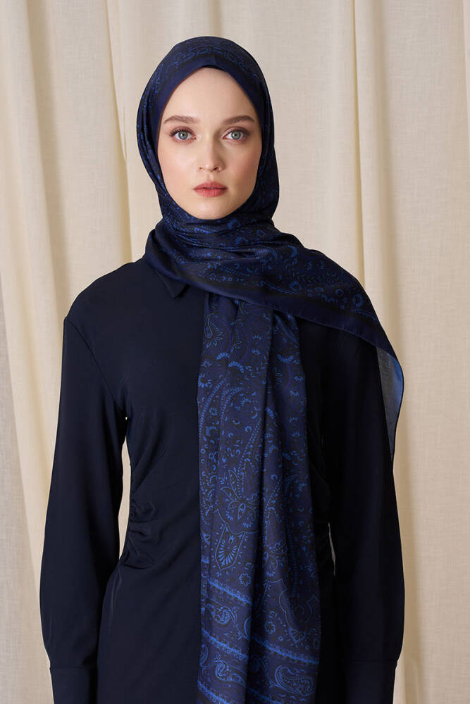 Merve Nur Akyüz Historical Veloria Desen Şal - Lacivert - 4