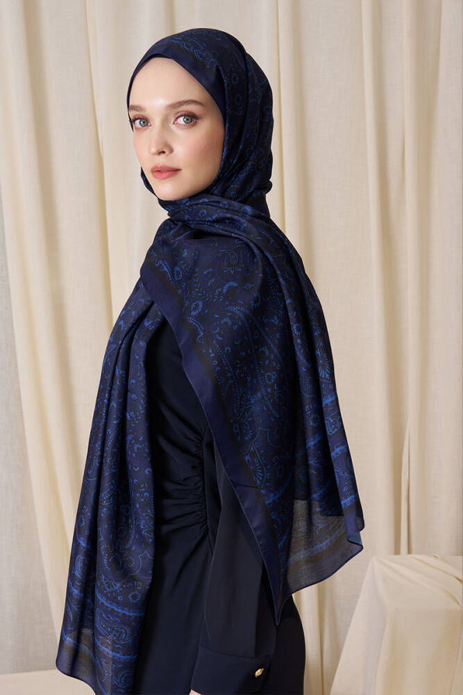 Merve Nur Akyüz Historical Veloria Desen Şal - Lacivert - 5