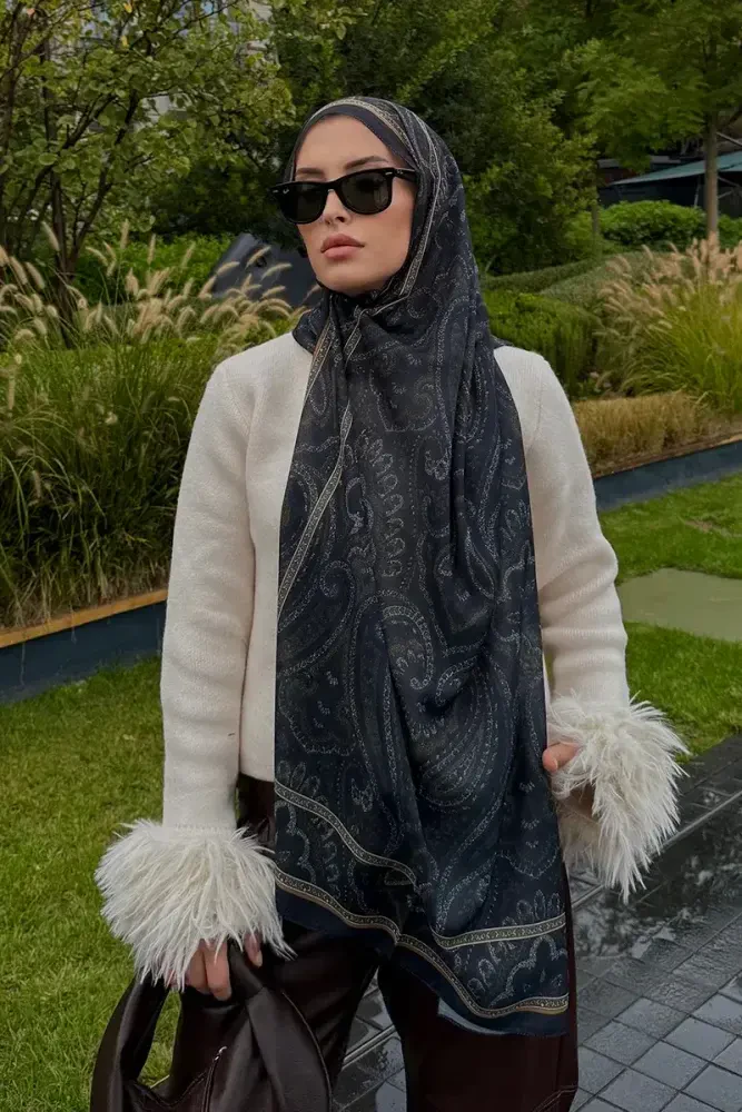 Merve Nur Akyüz Historical Victorian Desen Şal - Gold / Siyah - MADAME POLO