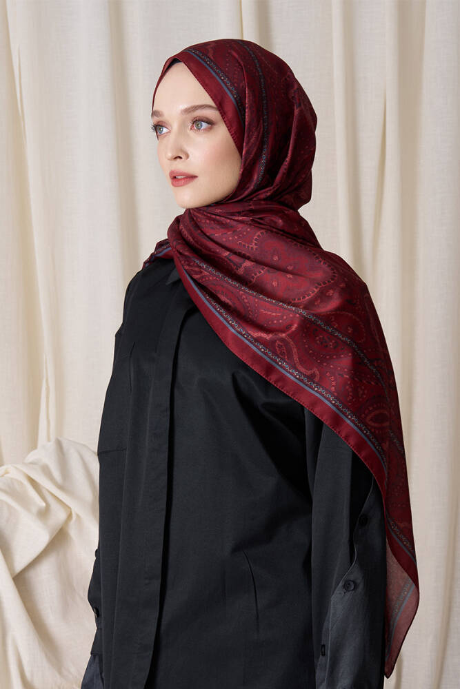 Tuğba Bağ Historical Victorian Desen Şal - Kırmızı - 2