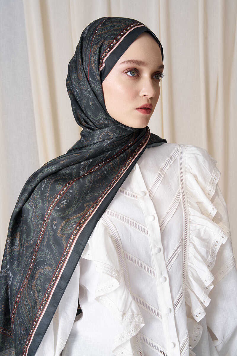 Beyza Huri Historical Victorian Desen Şal - Koyu Yeşil - MADAME POLO