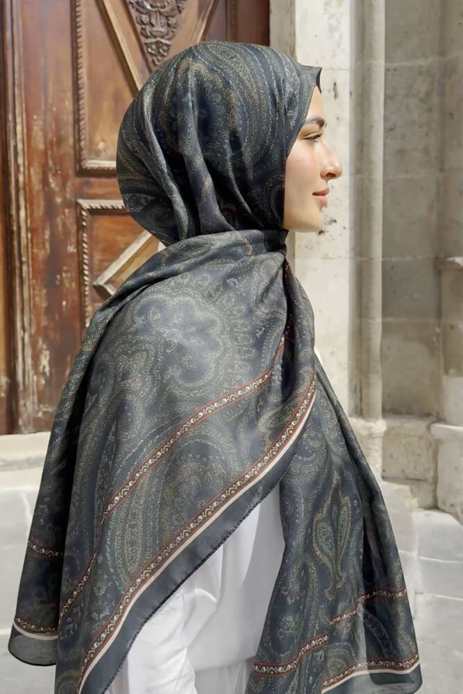 Beyza Huri Historical Victorian Desen Şal - Koyu Yeşil - 1