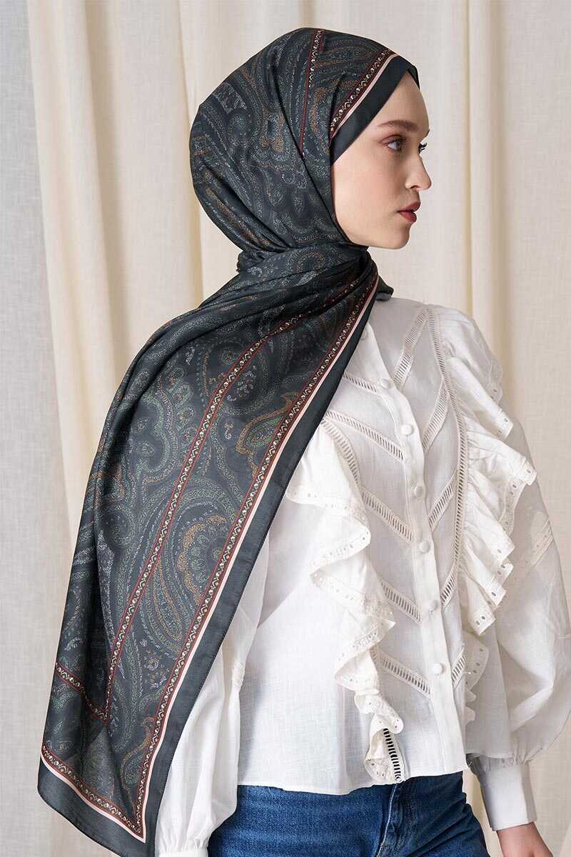 Beyza Huri Historical Victorian Desen Şal - Koyu Yeşil - MADAME POLO