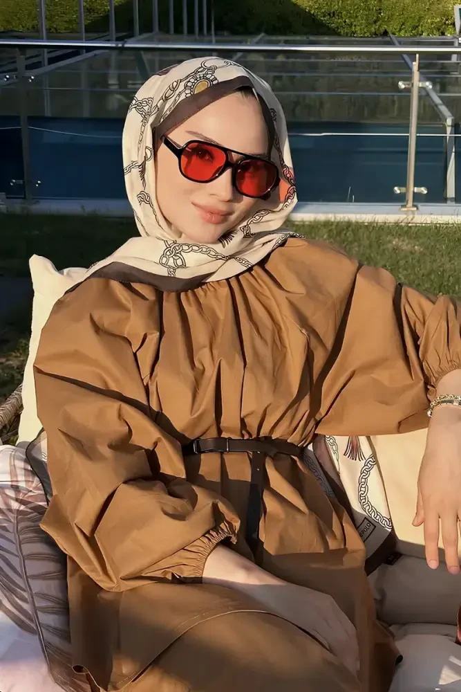 Rabia Hundi Hyper Zincir Desen Şal - Latte - MADAME POLO