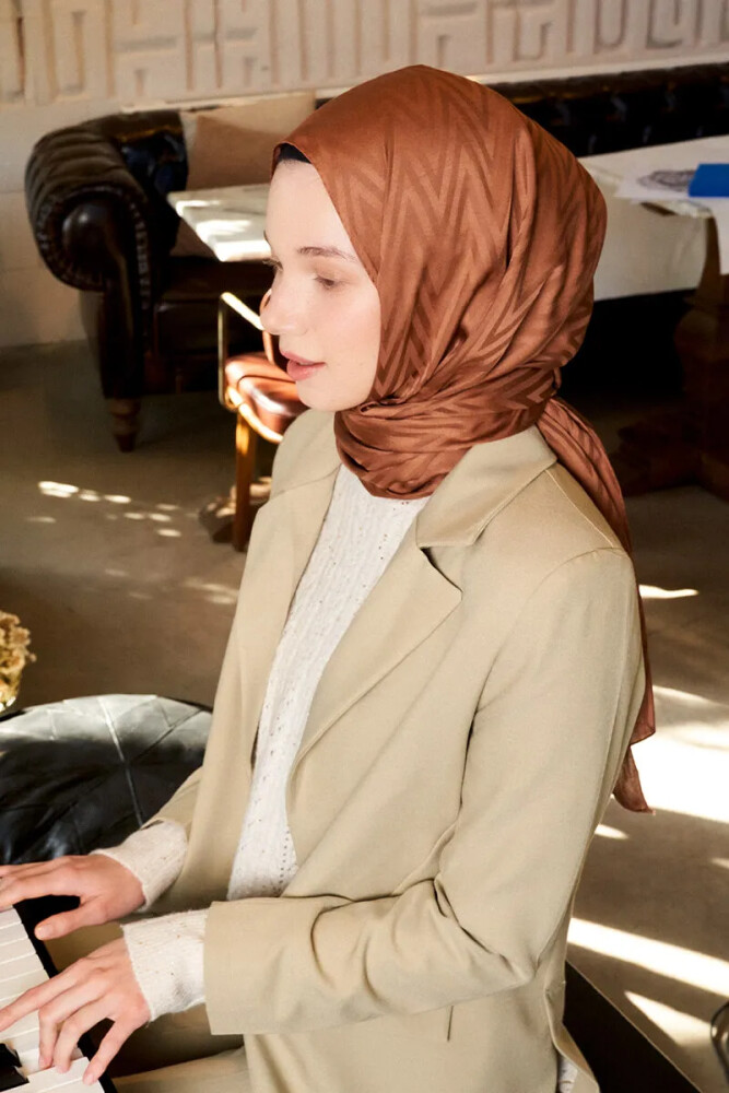 İpeksi Jakar Lisa Şal Zikzak Desen - Kahverengi - MADAME POLO