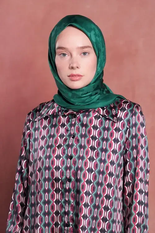 İpeksi Jakar Safir Eşarp Kazayağı Desen - Benetton 