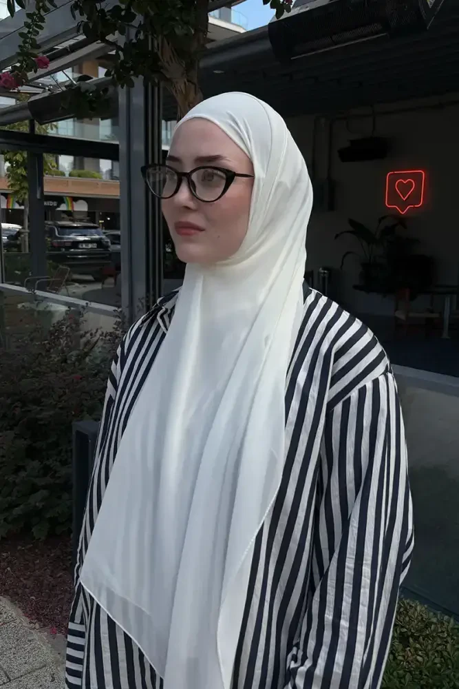 Krep Şifon Şal - Kırık Beyaz - MADAME POLO