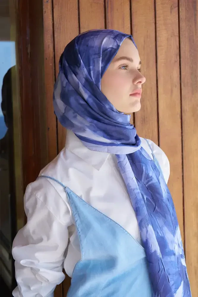 Kübra Kuş Live Garden Desen Şal - Lacivert - 4