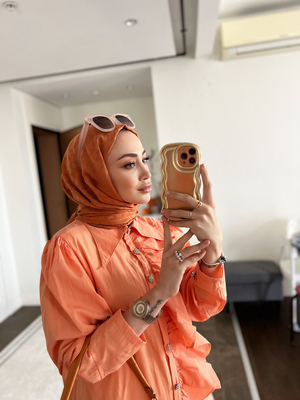 Madame Polo ile Şık ve Zarif Görünümün Sırrını Keşfedin