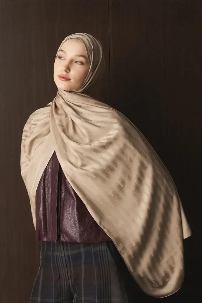 Naiya Jakar Şal Line Desen - Latte - MADAME POLO