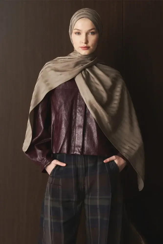 Naiya Jakar Şal Line Desen - Vizon - MADAME POLO