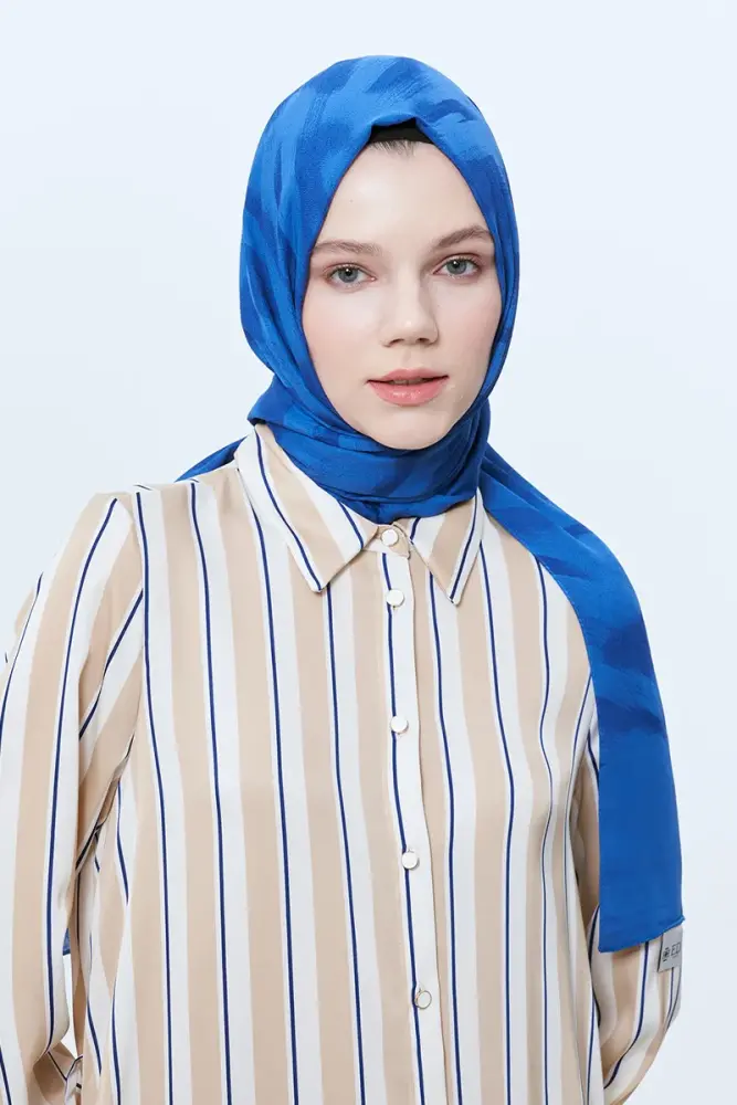 Organic Jacquard Hijab Brush Pattern - Sax - 2