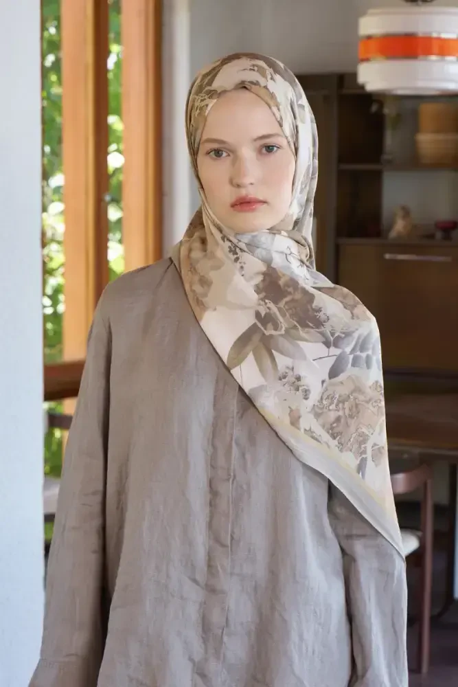 Passionate Lush Desen Şal - Bej - MADAME POLO