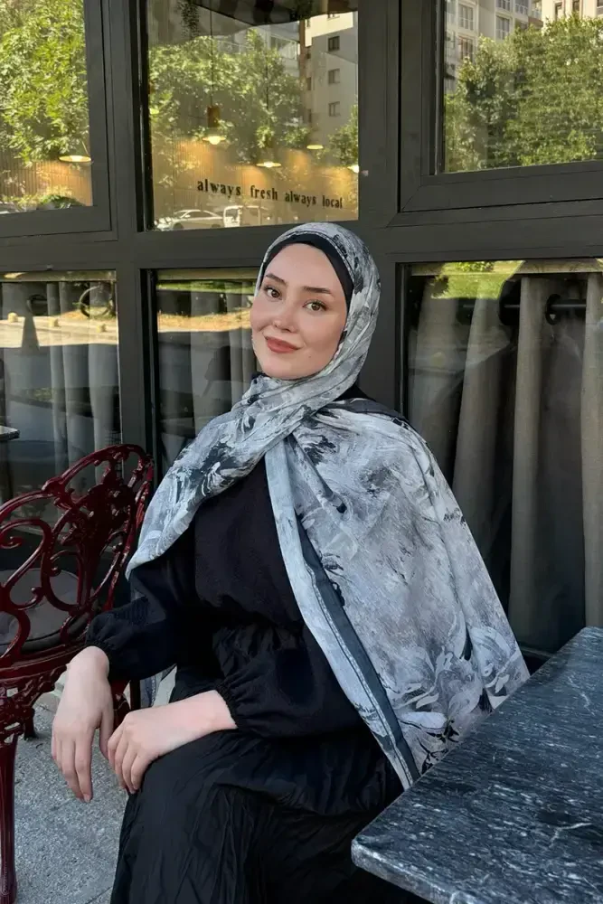 Prestige Leona Desen Şal - Siyah - MADAME POLO