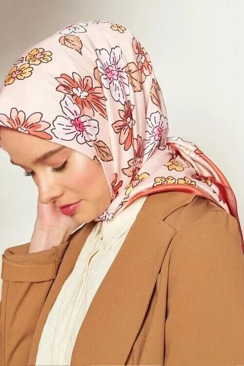 Rokoko Serisi Kır Çiçekleri - Camel - 1