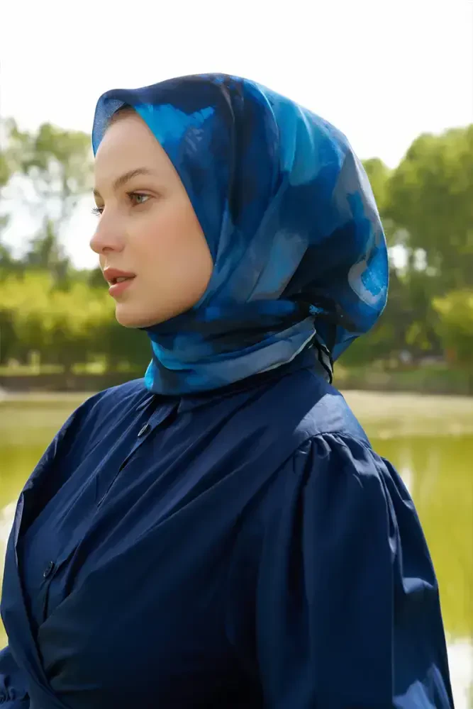 Rustic Rosie Desen Eşarp - Lacivert - MADAME POLO