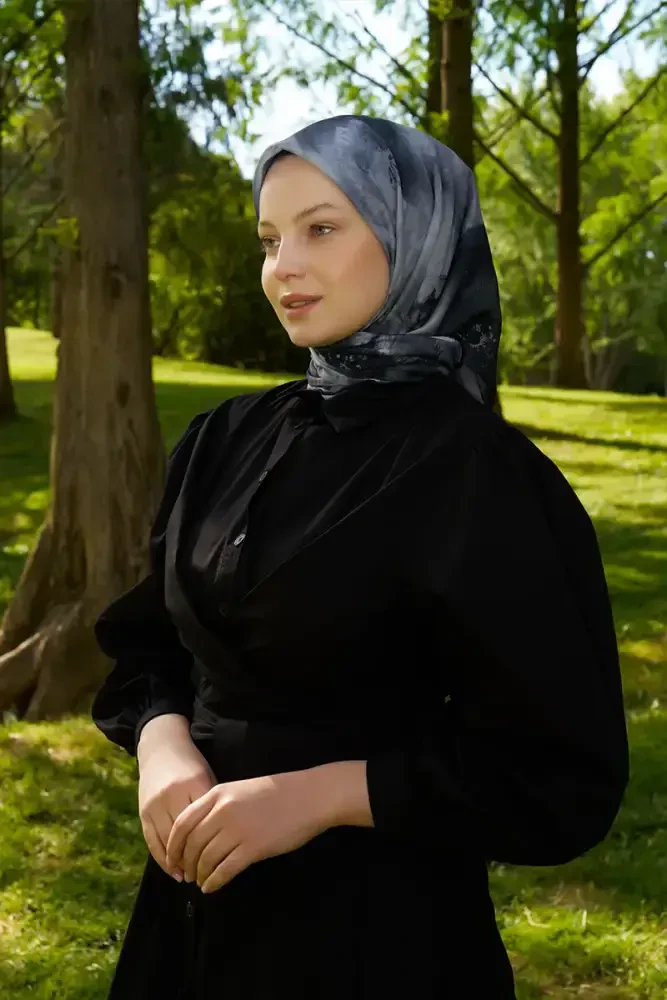 Rustic Rosie Desen Eşarp - Siyah - MADAME POLO