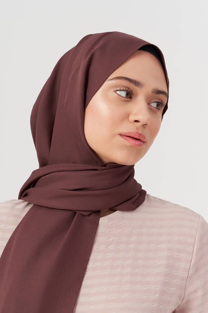 Silky Jacquard Hijab Bordure Pattern - Bitter Coffee - 2