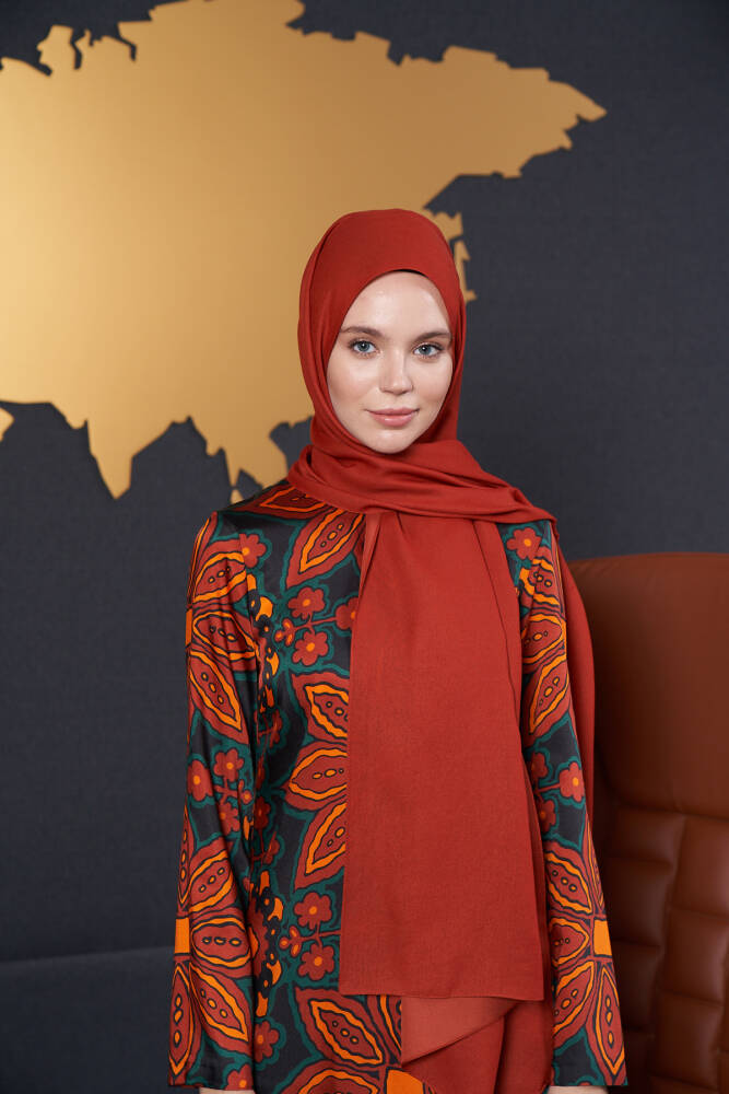 Silky Jacquard Hijab Bordure Pattern - Tile - 3