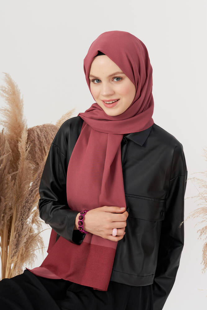 Silky Jacquard Hijab Bordure Pattern - Velvet - 1