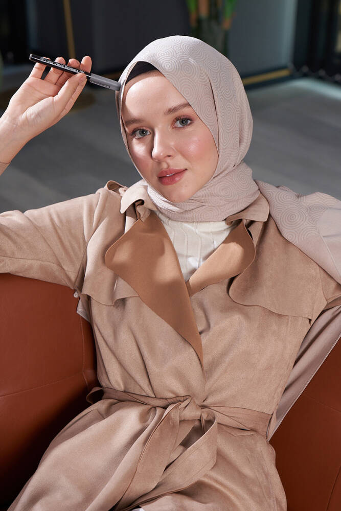 Silky Jacquard Hijab Olips Pattern - Beige - 2