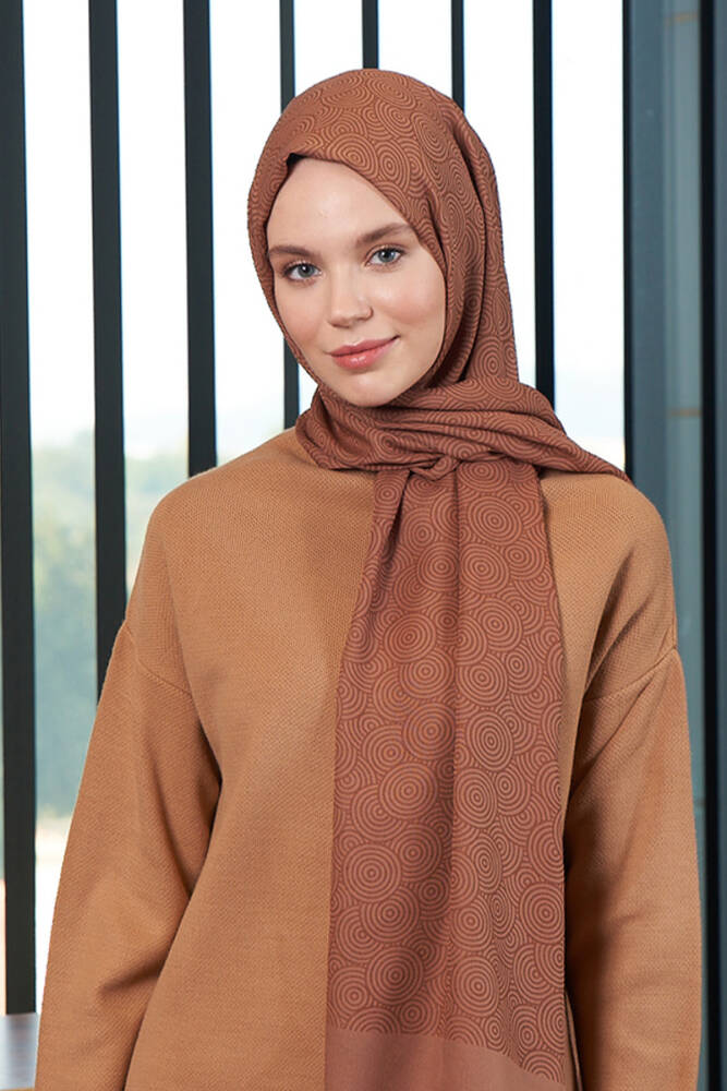 Silky Jacquard Hijab Olips Pattern - Chocolate - 2