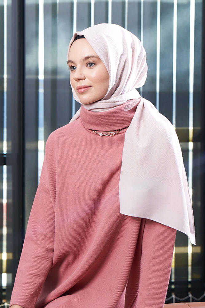 Silky Jacquard Hijab Olips Pattern - Vanilla - 1